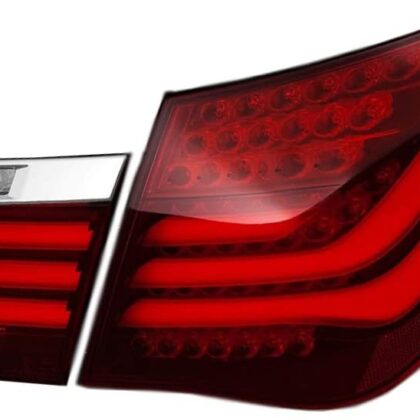 چراغ عقب BMW سری ۷ f02 از سال ۲۰۰۹ تا ۲۰۱۴