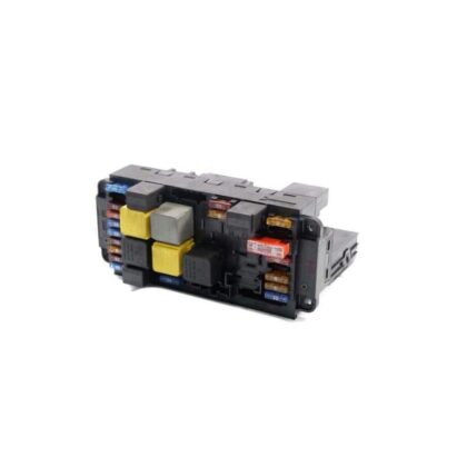 جعبه فیوز داخل موتور بنز a200 اتاق w169