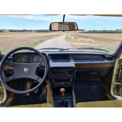 داشبورد BMW 518