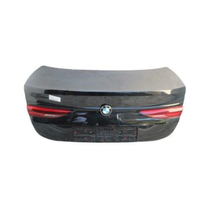درب صندوق BMW 228