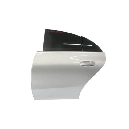 درب عقب چپ سمت راننده بنز cla45 اتاق c117