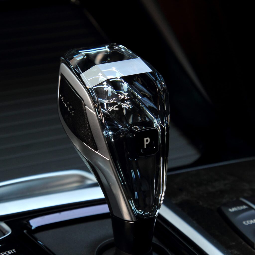 سردنده کریستالی BMW