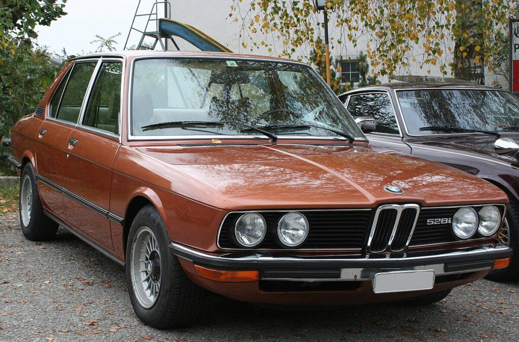 سپر BMW 518