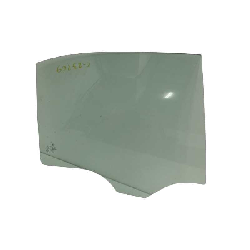 شیشه درب عقب راست بنز C200 اتاق W204