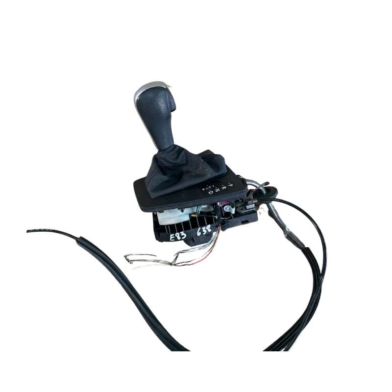 لیور دنده بی ام و X3 اتاق E83