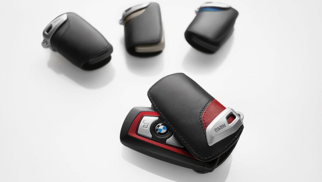 کاور ریموت برای سری f BMW